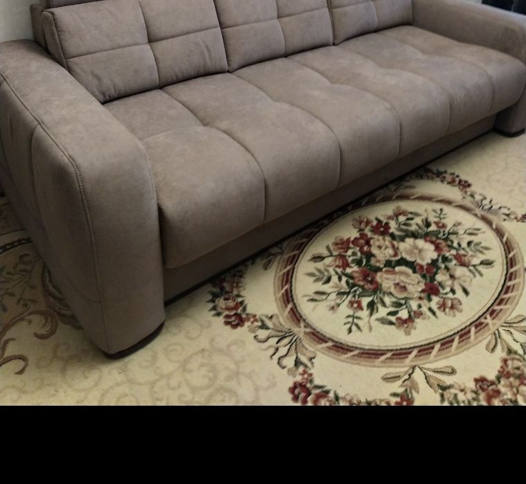 Продам ковёр 2.5 на 4