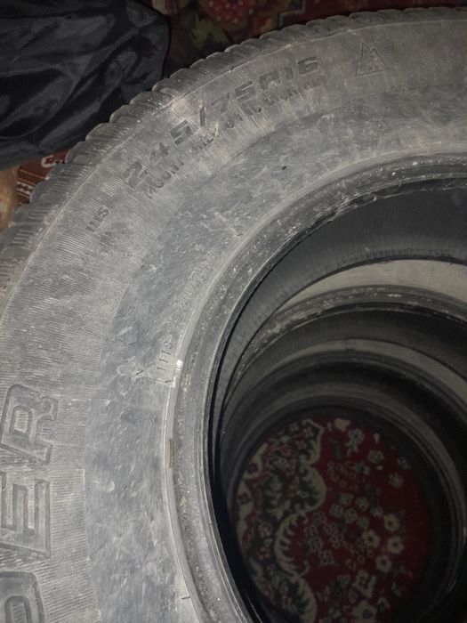 Продам зимние шины