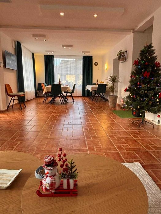 Vand Vilă turistică -  Brasov- Dâmbu Morii -Turism sau locuinta