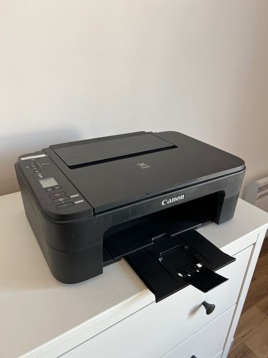 Продавам принтер Canon TS3350 PIXMA
