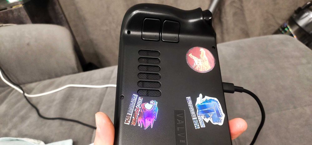 Игровая приставка Стим дек