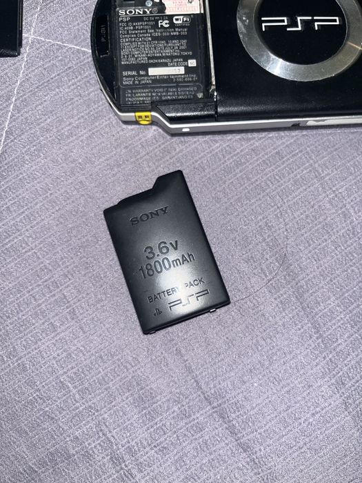 PSP 1000 с зарядкой