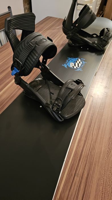 Placa Snowboard Nitro Shield 159 cu legaturi Nitro Zero L