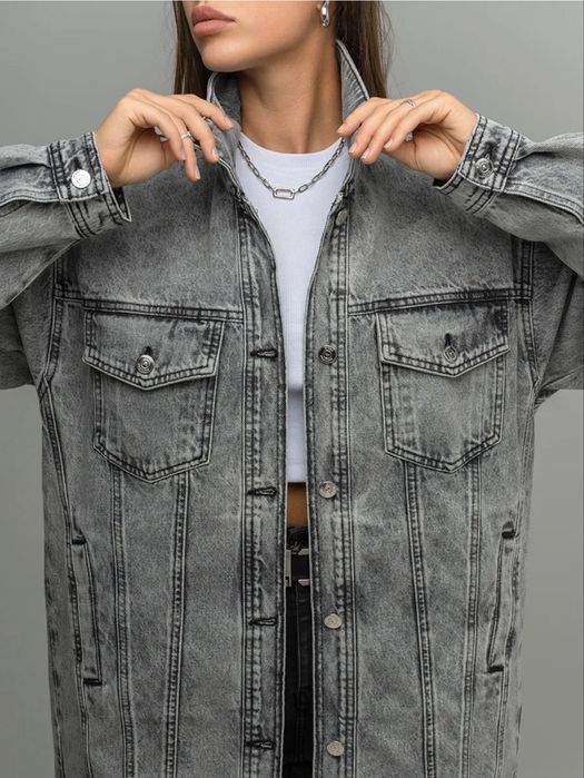 Продается джинсовая куртка-сюртук