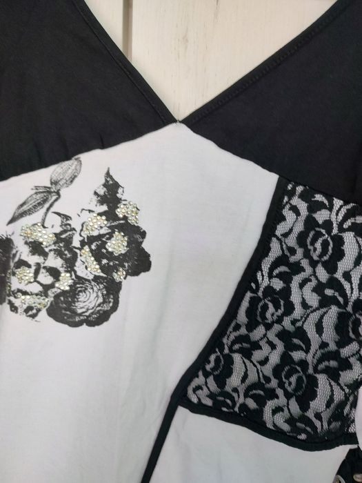 Страхотна тънка блузка с гол гръб -нова - 15 лв