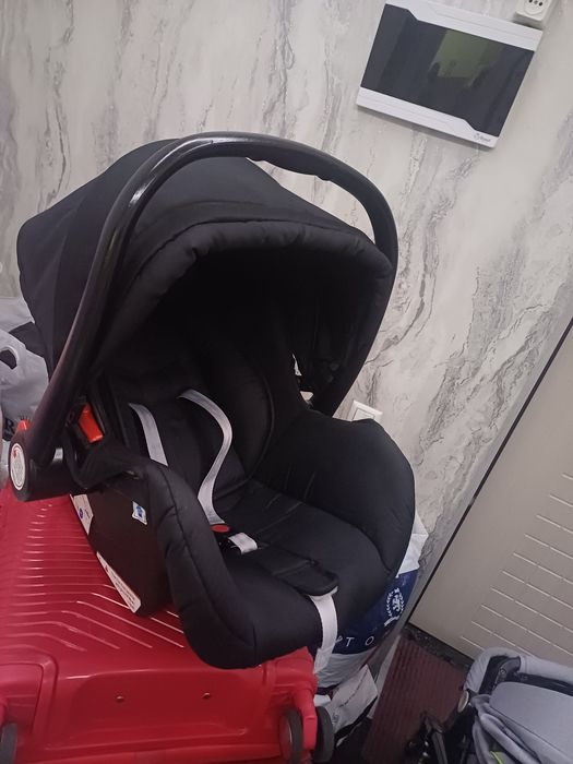 Продаётся фирменный авто люлька