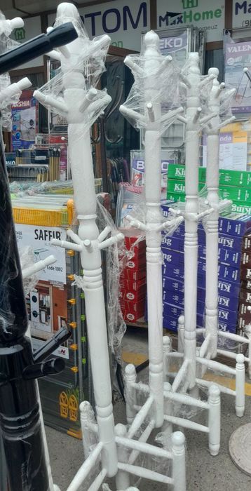 Вешалка стойка для одежды