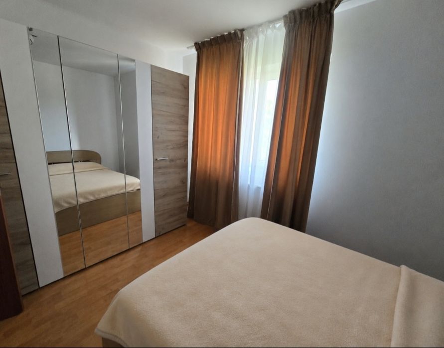 Vând apartament  ,Sfanta vineri!