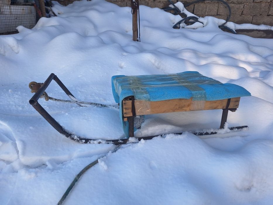 Санки продаётся прочные