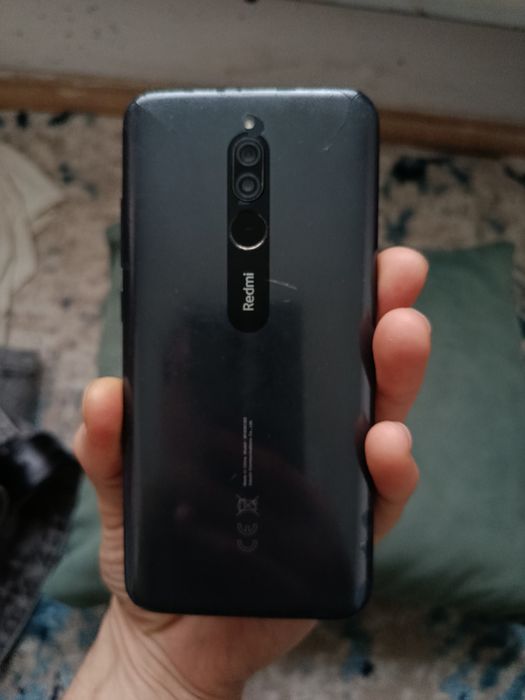 Редми 8    64 гига