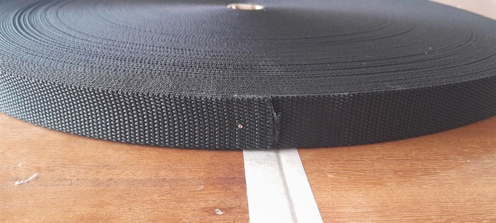 Полиамидна лента/Уебинг Цена 39 лв за ролка