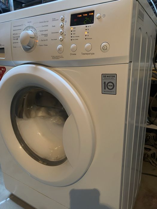 Продам стиральную машину LG на 5.5 кг!