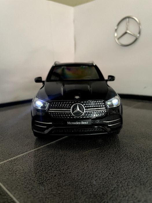 Продается Mercedes benz GLE 350 4matic 1:24 original