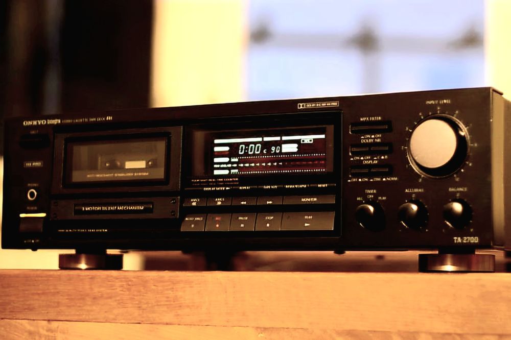 Onkyo integra ta 2700