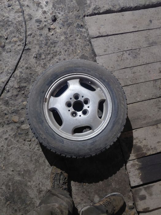 Продам колеса на Мерседес