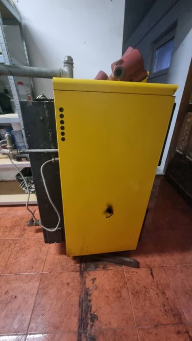 Centrala pe lemne cu gazeificare Junkers K32-1 de 33 kW stare perfecta