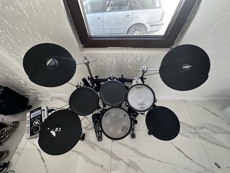 Електроннен барабенен сет roland TD9