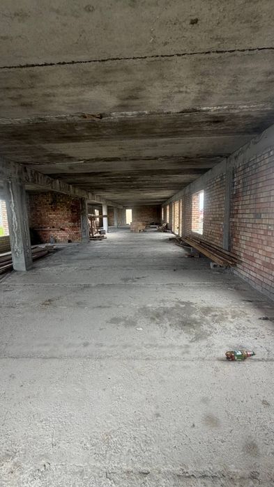 Срочно продаётся  под бизнес помещения  площадью 6-соток