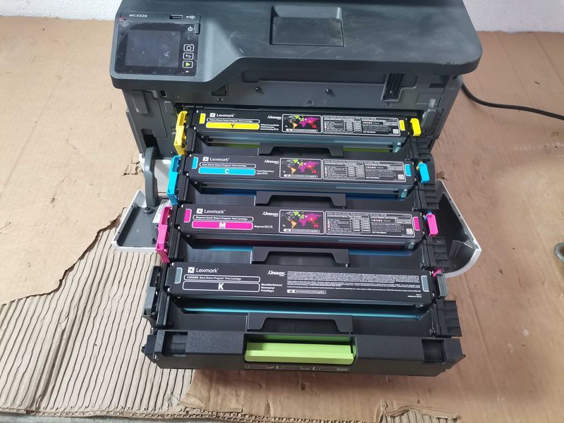 Принтер - Lexmark MC 3326
