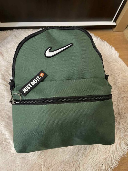 Дамска спортна раница NIKE Just Do It - НОВА