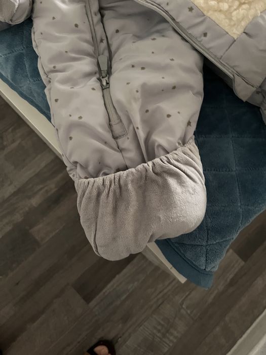 продам детский комбинезон