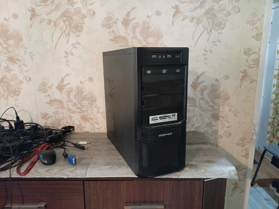 Игровой компьютер Core i7-3820\OЗУ 8 Гб\HDD 500\SSD 120 Гб\GTX 750 Ti