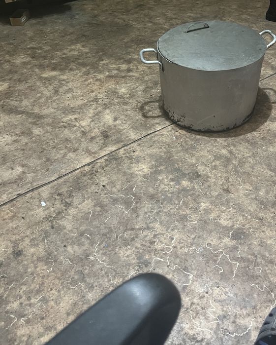 Бачок пищевой с крышкой