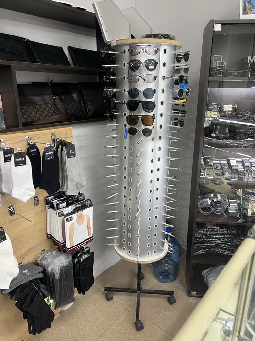 Стеллаж для очков