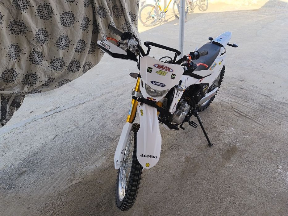 Продам эндуро 250cc