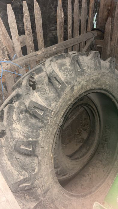 Vand cauciucuri tractor