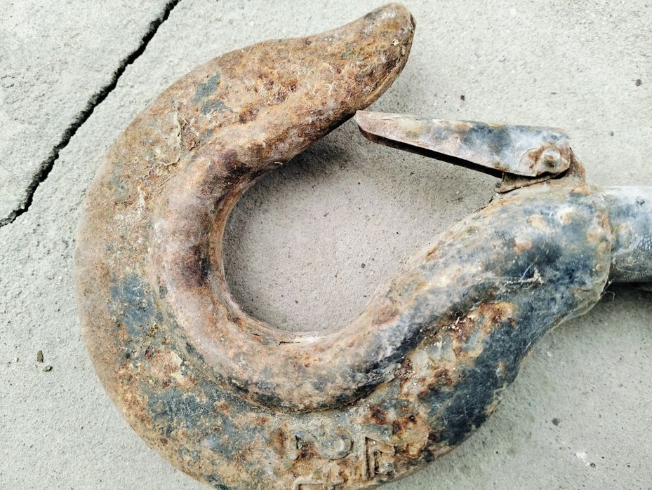 Продам крюк на манипулятор