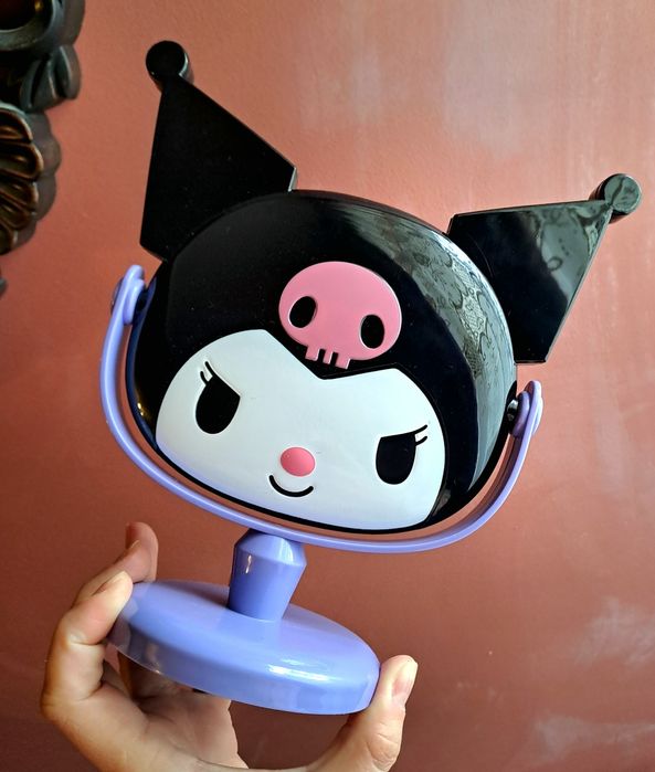 Oglinda cu picior kuromi oglinda makeup