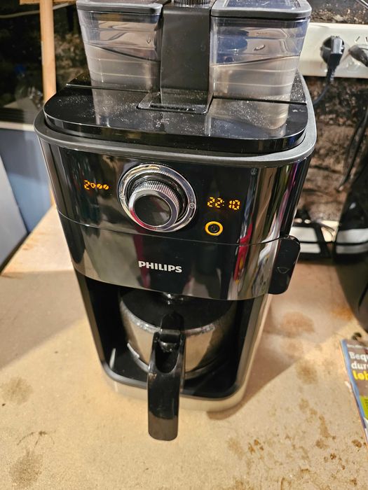 Philips grind & brew HD 7767/00, 1000 W, 1.2 l, 12 cesti, Negru