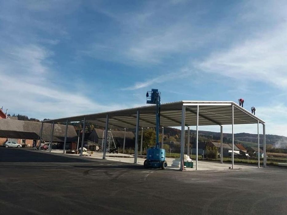 Vand sopron metalic 12m x 29,5m acoperit cu tabla