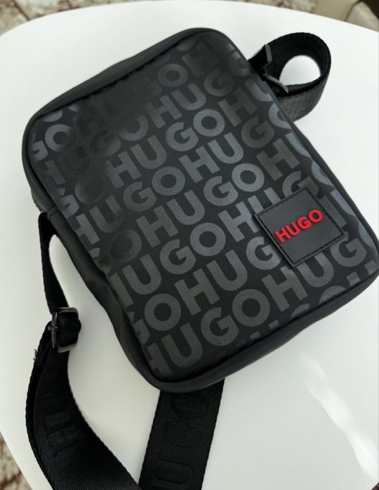 Мъжки чанти Hugo / La coste / Gucci