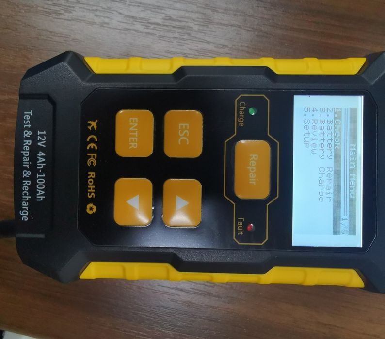 Incarcator redresor 12V 24V diagnoza motocicleta auto 100Ah