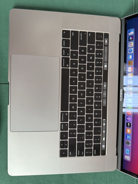 Apple MacBook Pro 15, 2 тб