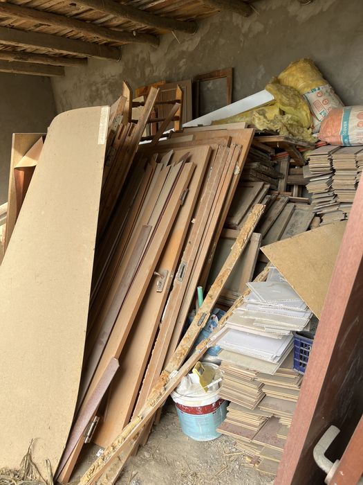 Есіктер,рейкалар,отын,тас, бағасы келісімді