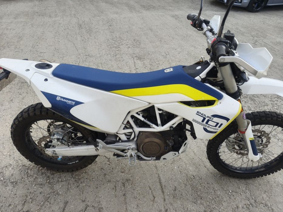 Husqvarna 701 enduro