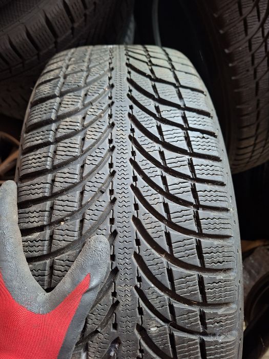 4 бр. Michelin Latitude Alpin LA2 235 65 17 Зимни гуми