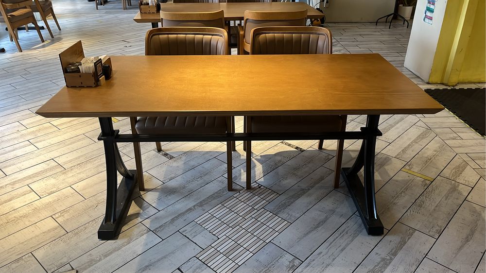 Продам мебель для рестоана