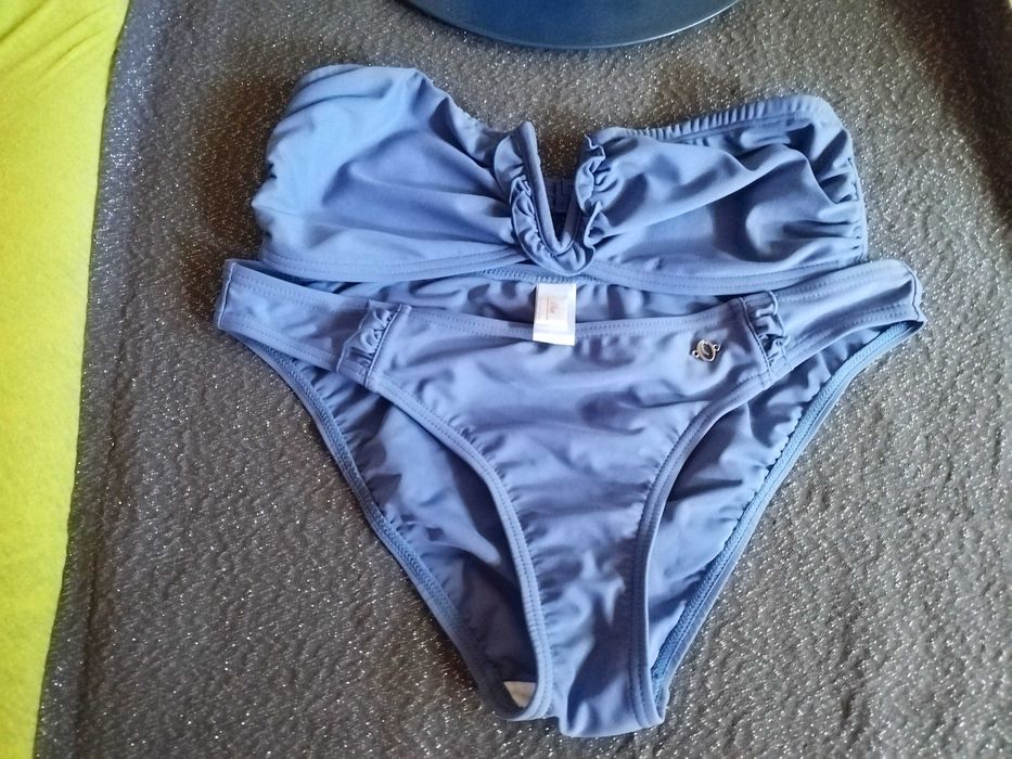 Costum de baie in 2 piese, albastru: s.Oliver! Marimea: S! Far bretea