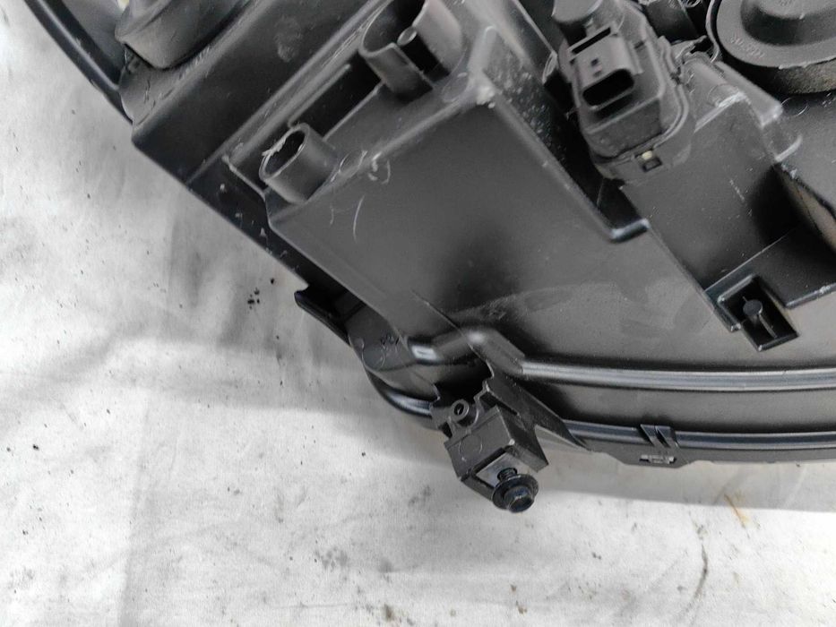 Оригинален фар Пежо 2008  Peugeot 2008 Face Led