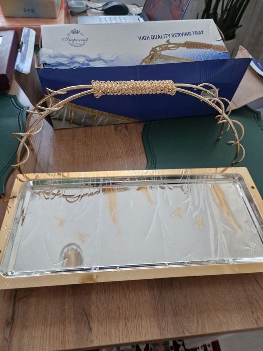 Продам фруктовницу . Новая!!!