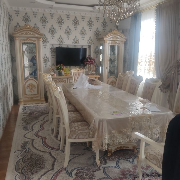 СРОЧНО ПРОДАЕТСЯ ЕВРОДОМ 6 сотых 8 комнаты (Яшнабадский район)