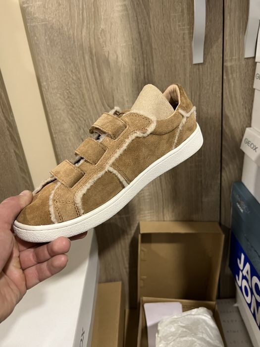 Vand UGG Alix Spill shoes 39 piele blana