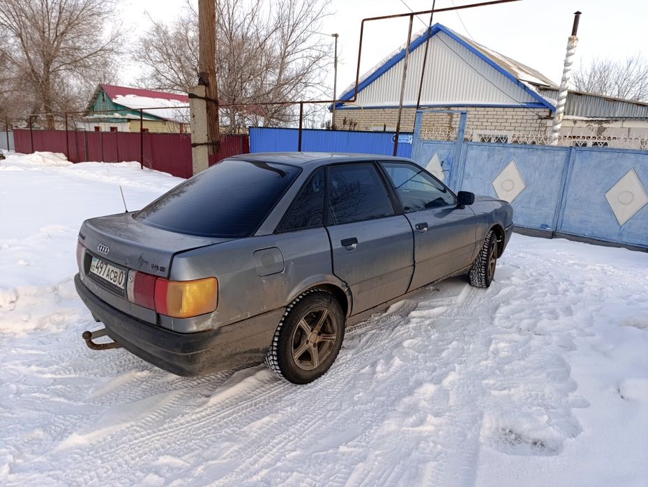 Продам Ауди 80 б3
