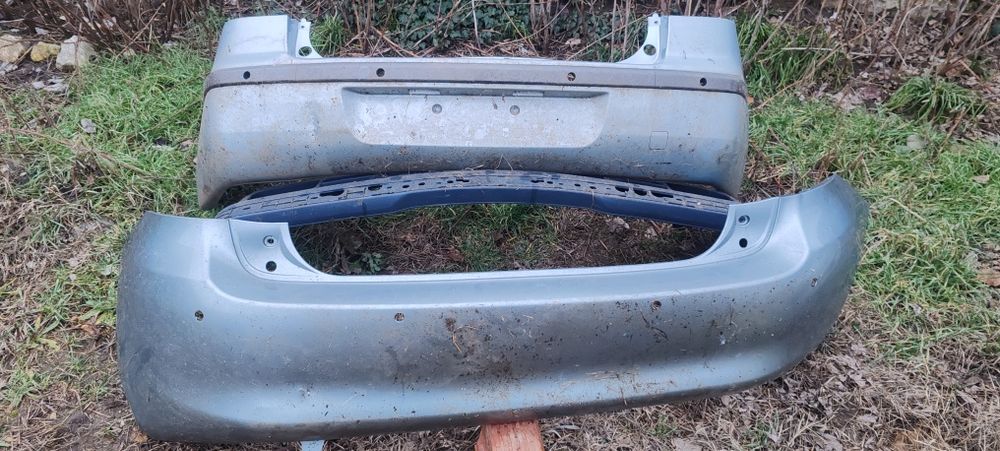 Lot bara fata bara spate mercedes bmw renault logan auris passat polo