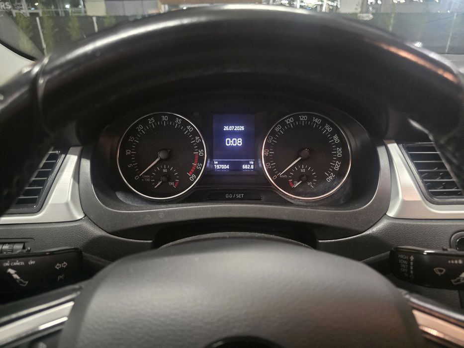 SKODA Rapid 2016 — imagine 2