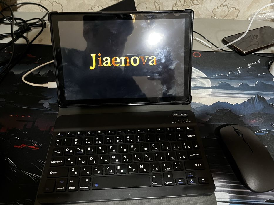 Планшет с клавиатурой